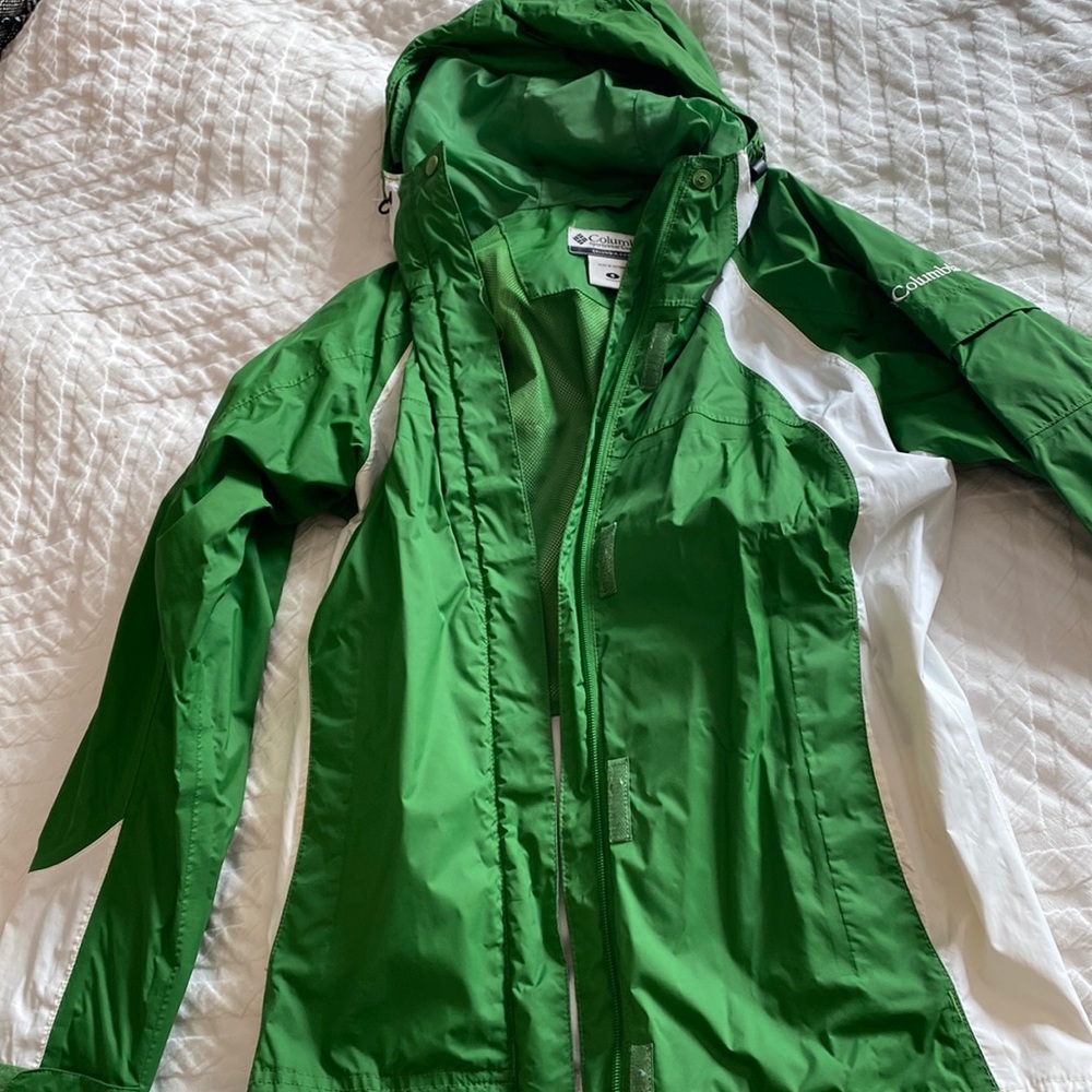 Columbia rain jacket